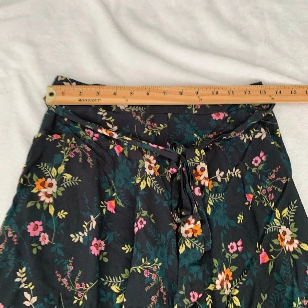 Velvet by Graham & Spencer Floral Maxi‎ Skirt Black XS Anthropologie Boho Slit